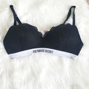 Victoria's secret black bra
